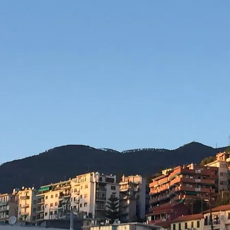 Penthouse Market San Remo